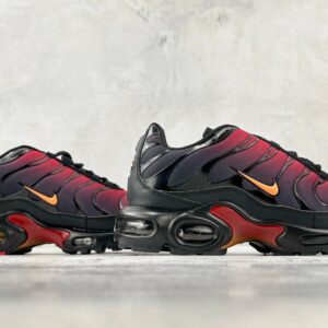 nike air max plus black red