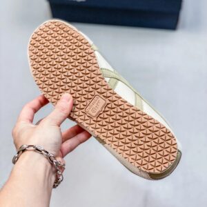 onitsuka tiger mexico 66 slip on beige sneakers