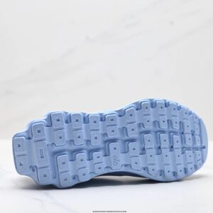 alo yoga alo runner sneakers blue