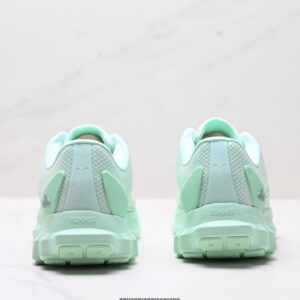 alo yoga alo runner sneakers green