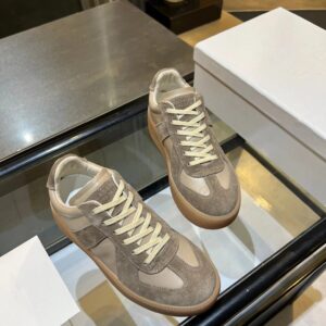 maison margiela mm6 thick bottom sneakers beige