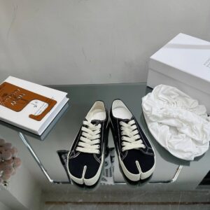 maison margiela mm6 tabi canvas sneakers black