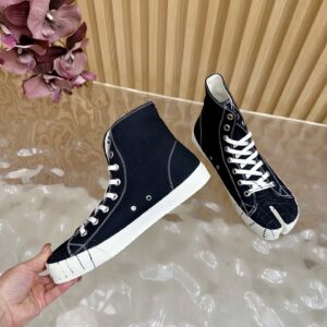maison margiela mm6 tabi graffiti canvas high sneakers black