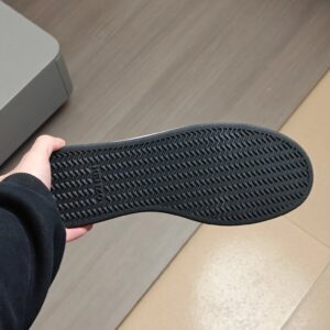 kenzo classic sneakers white black