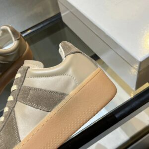 maison margiela mm6 thick bottom sneakers beige