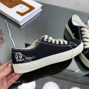 maison margiela mm6 tabi canvas sneakers black