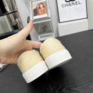 chanel vintage beige sneakers