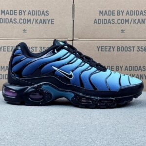 nike air max plus blue black