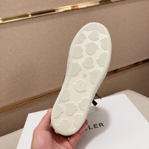 moncler lunarove black sneakers white sole