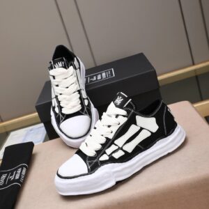 maison mihara yasuhiro mmy black sneakers white bone