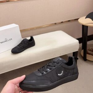 moncler lunarove sneakers black
