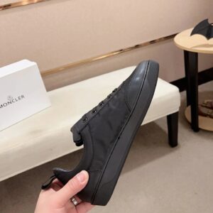 moncler lunarove sneakers black