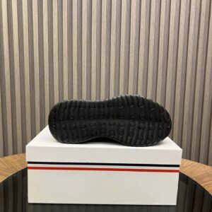 moncler ultra light knit sneakers black