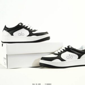 alo yoga runne sneakers pink white