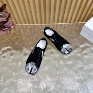 maison margiela mm6 tabi graffiti sneakers black