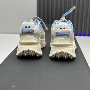 moncler trailgrip gtx beige sneakers blue stripes
