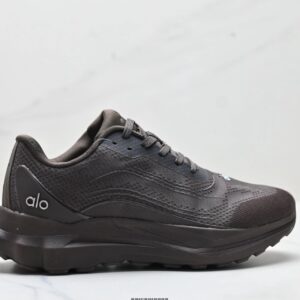 alo yoga alo runner shoes multi