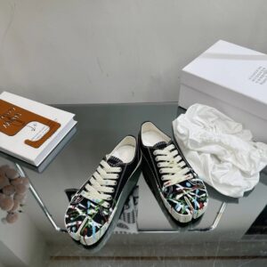 maison margiela mm6 tabi graffiti black sneakers