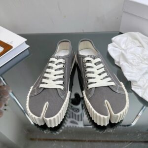 maison margiela mm6 tabi canvas sneakers grey