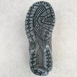 new balance 2002r sneakers grey