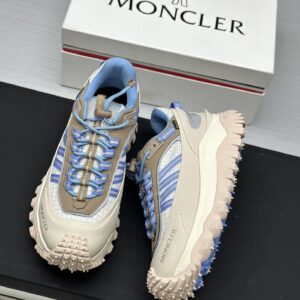 moncler trailgrip gtx beige sneakers blue stripes