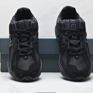 new balance m1906 sneaker black