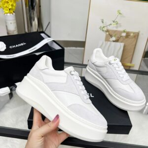 chanel 25c calfskin sneakers white