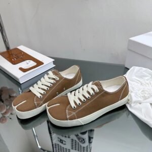 maison margiela mm6 tabi canvas sneakers brown
