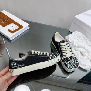 maison margiela mm6 tabi graffiti black sneakers