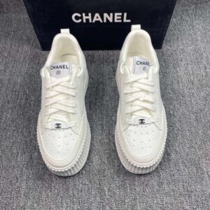 chanel casual sneakers white