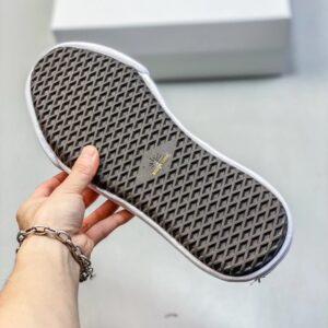 maison mihara yasuhiro mmy shell sneakers white