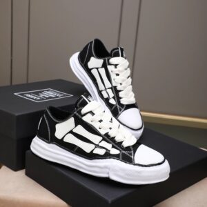 maison mihara yasuhiro mmy black sneakers white bone