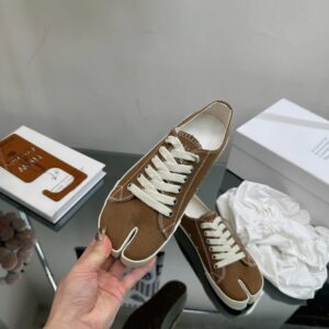 maison margiela mm6 tabi canvas sneakers brown