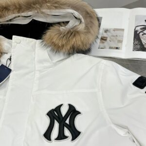 mlb yankees white fur hooded jacket