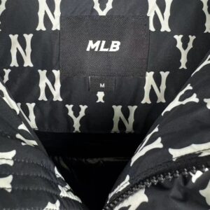 ​​mlb unisex vintage monogram hooded short puffer jacket​ black