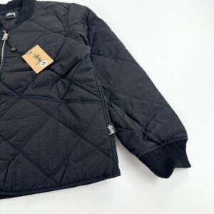 stussy quilted liner jacket (multiple colors​​)