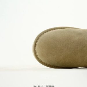 ugg sheepskin short boots beige