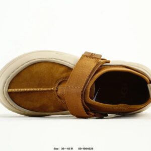 ugg peakmod lowcut tasmans tan​​