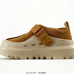 ugg peakmod lowcut tasmans tan​​