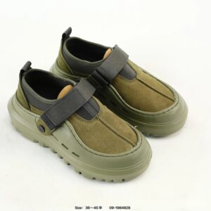 ugg peakmod lowcut tasmans green