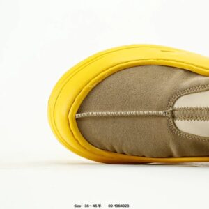 ugg peakmod lowcut tasmans beige