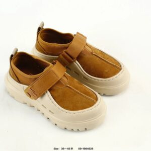 ugg peakmod lowcut tasmans tan​​