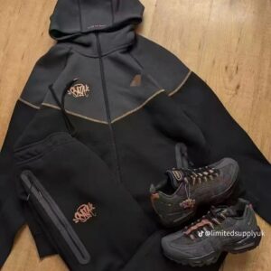 nike windrunner set black