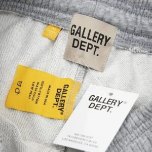 gallery dept painted shorts red