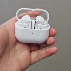 samsung galaxy buds3 pro white black