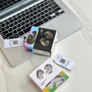 bose ultra open earbuds black white