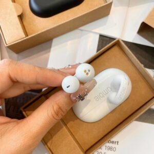 ambie bluetooth earphones wireless earbuds black white