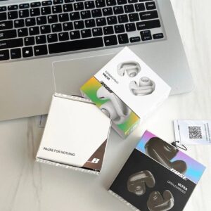 bose ultra open earbuds black white