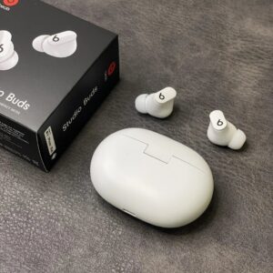 beats studio buds earbuds white