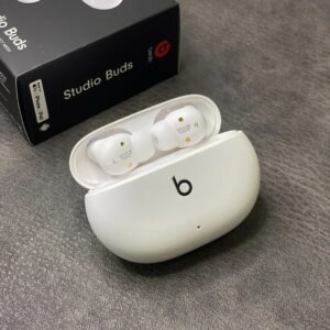 beats studio buds earbuds white